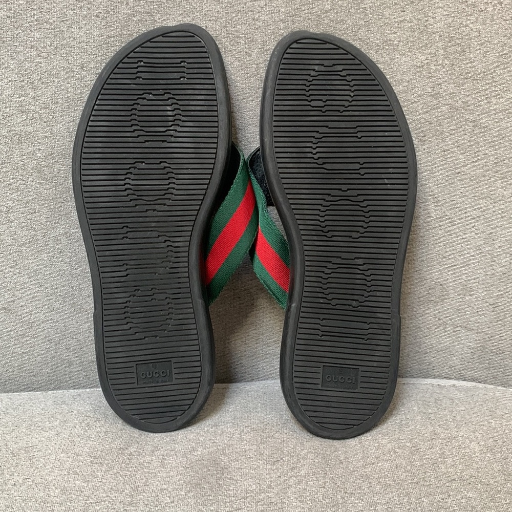gucci sandals - Picture 2 of 3
